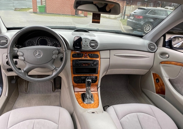 Mercedes-Benz CLK cena 22900 przebieg: 207000, rok produkcji 2002 z Białystok małe 121